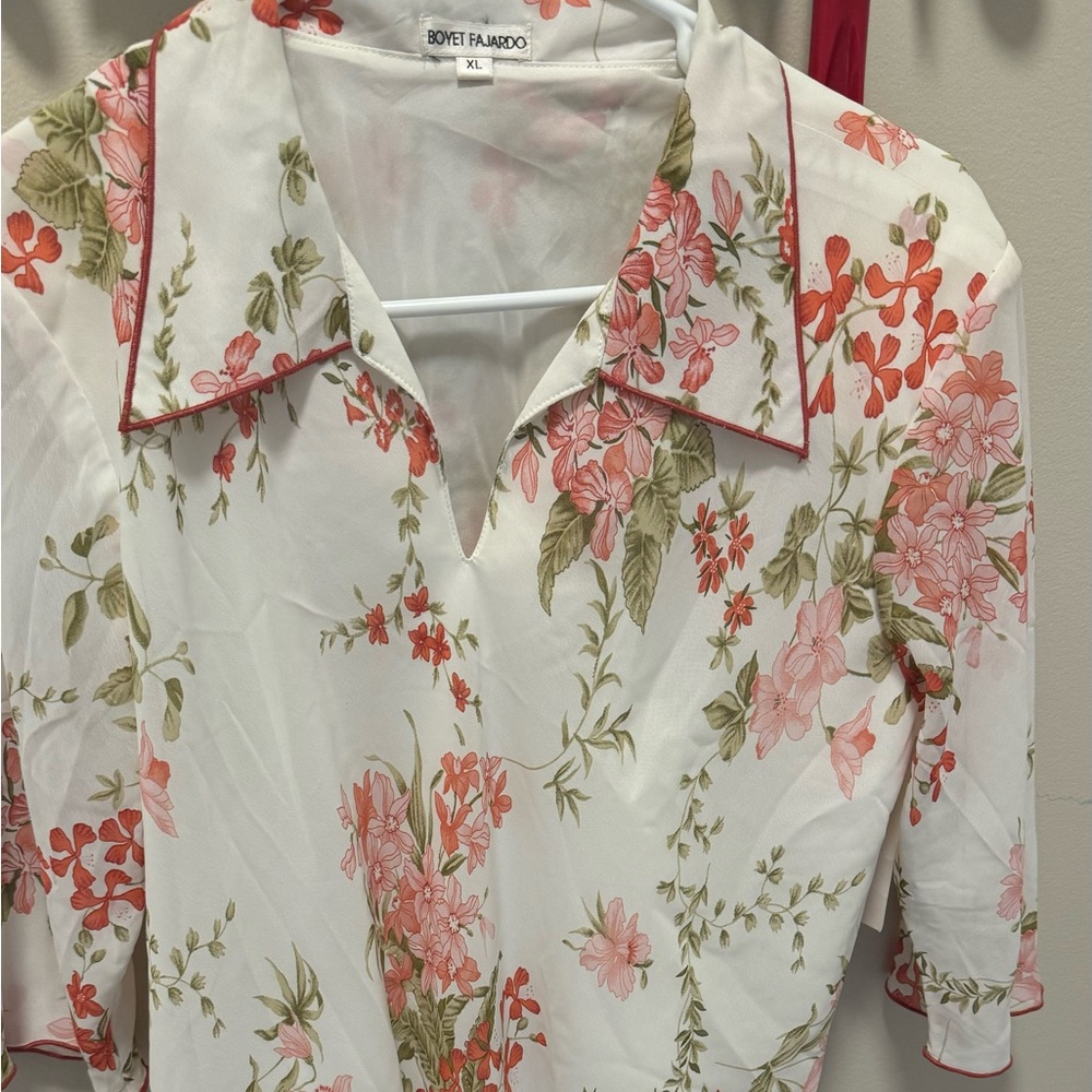Floral Print Blouse with Pink and Green Accents by Boyer Fajardo